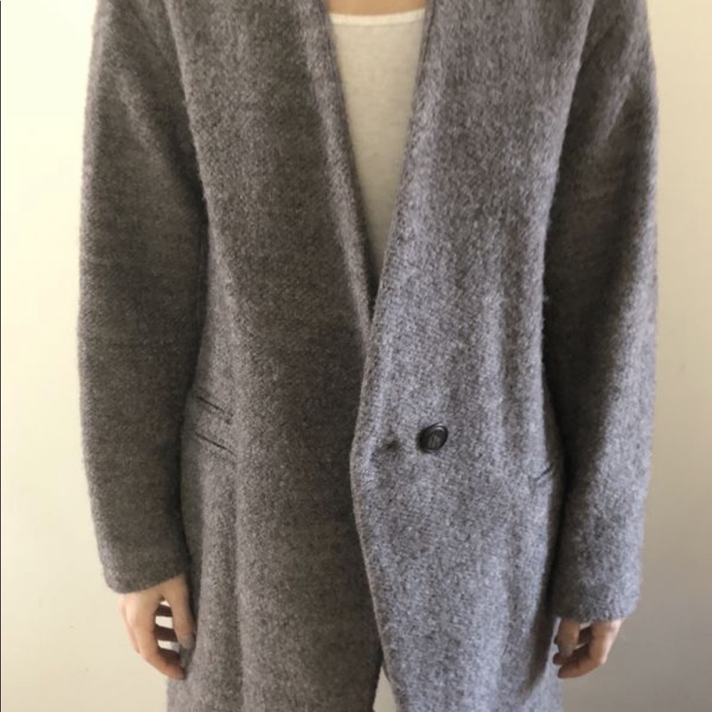Zara coat size L